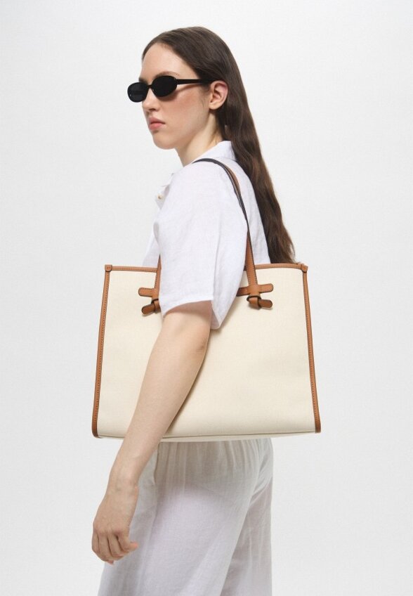 Сумка и косметичка Gianni Chiarini