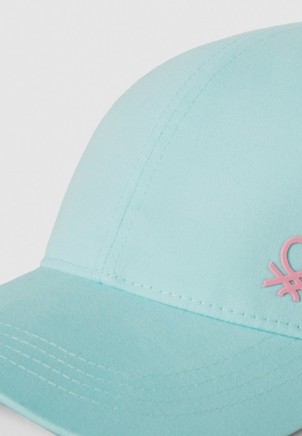 Бейсболка United Colors of Benetton