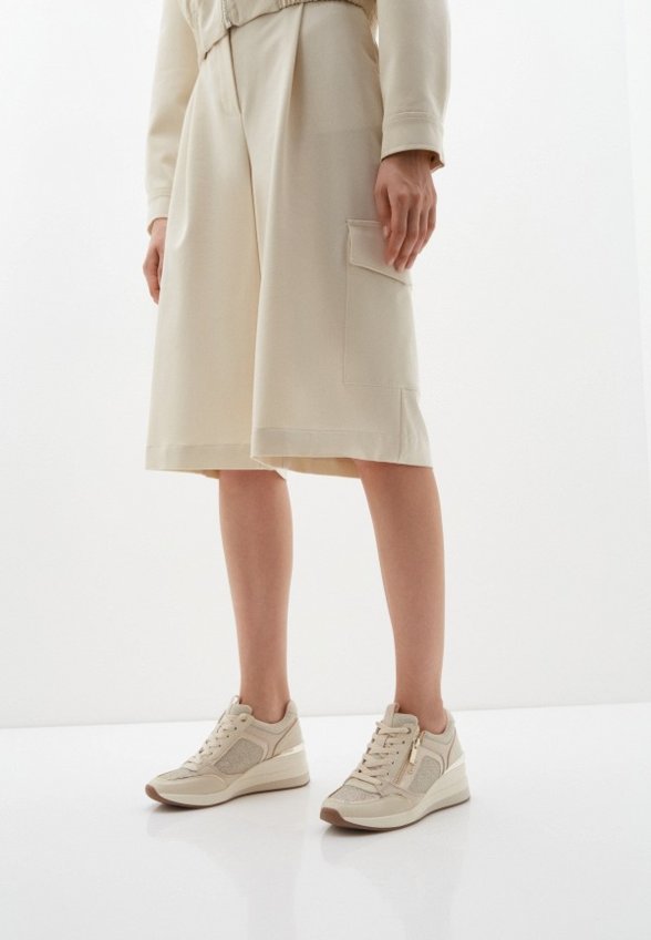 Кроссовки Tamaris