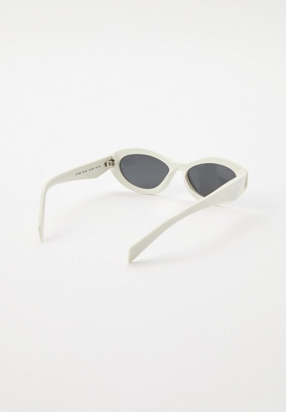 Очки солнцезащитные Prada