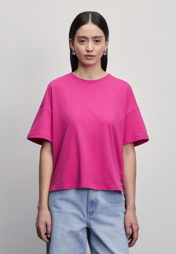 Футболка Zarina