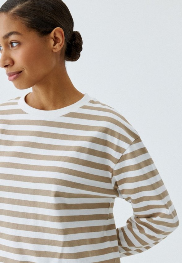 Лонгслив Sela