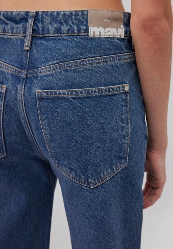 Джинсы Mavi