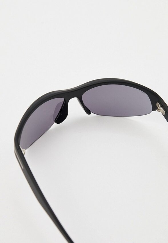 Очки солнцезащитные Boss