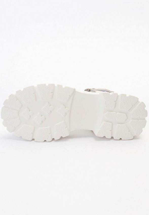 Босоножки Tikkago