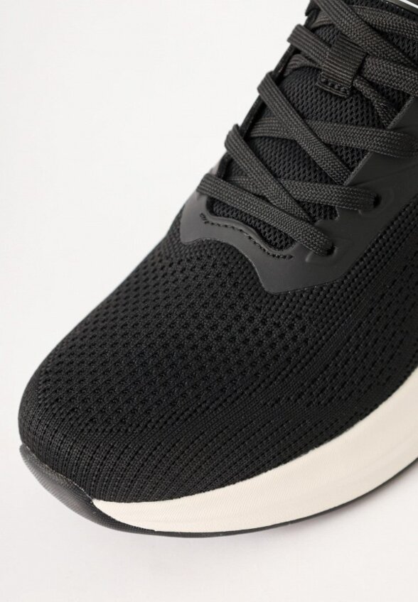 Кроссовки Baasploa