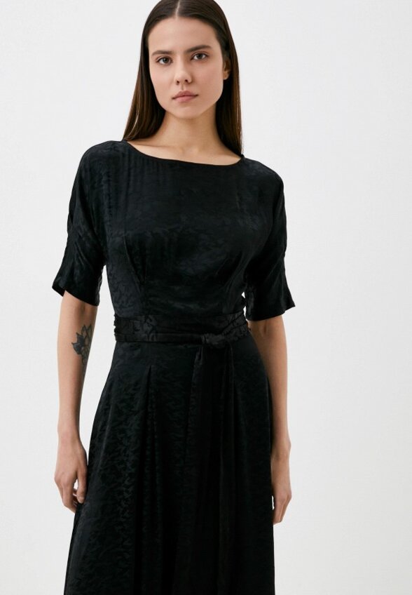 Платье MadaM T