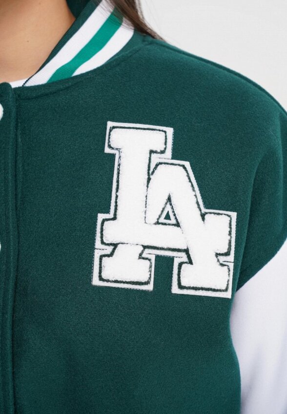 Бомбер Твое