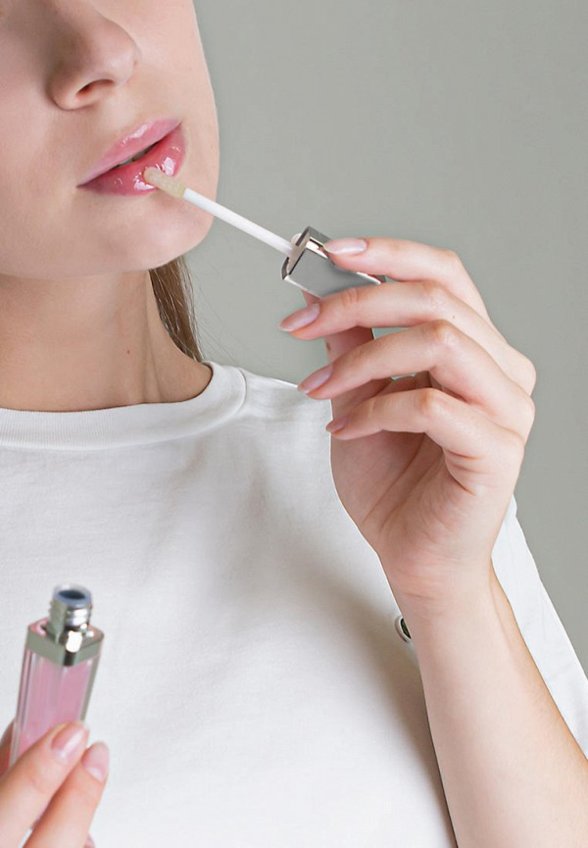 Бальзам оттеночный для губ Limoni