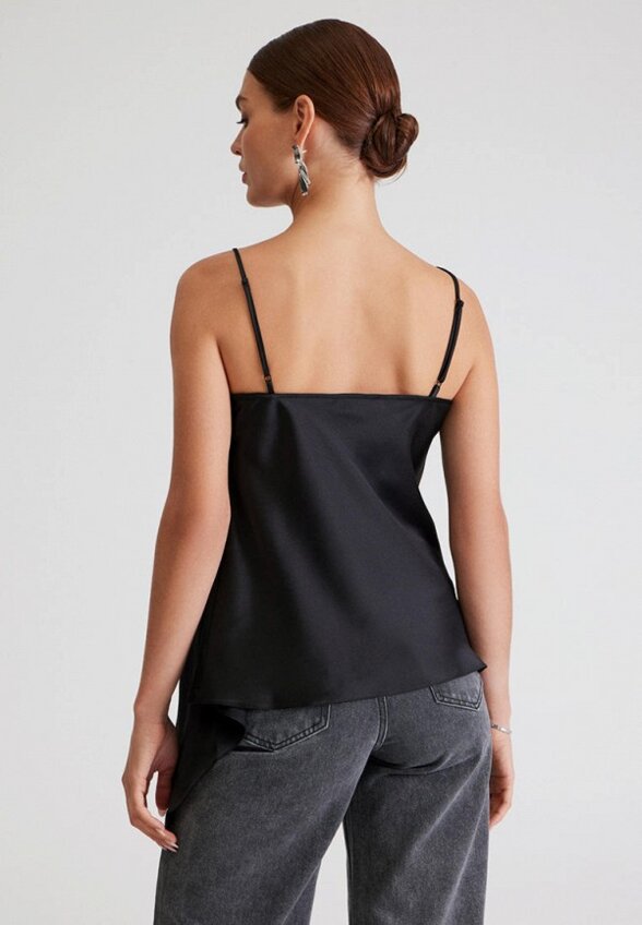 Топ To Be Blossom