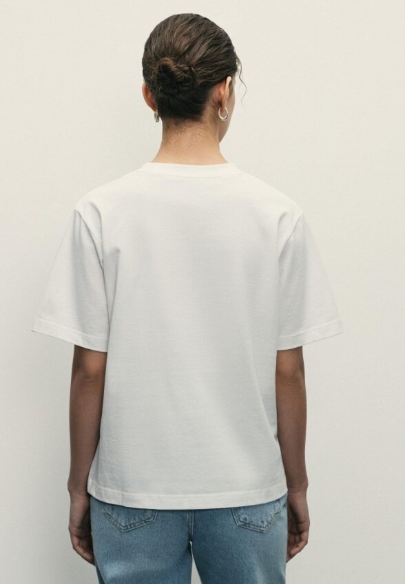 Футболка Zarina