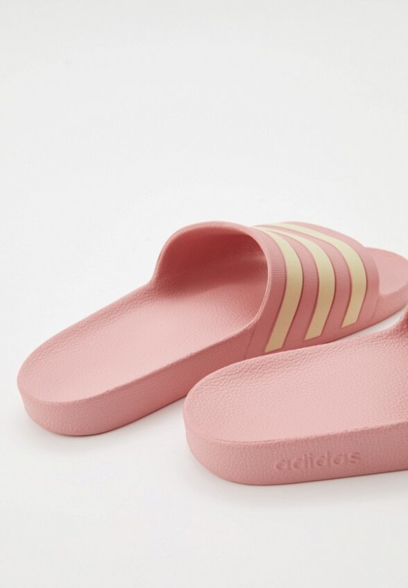 Сланцы adidas