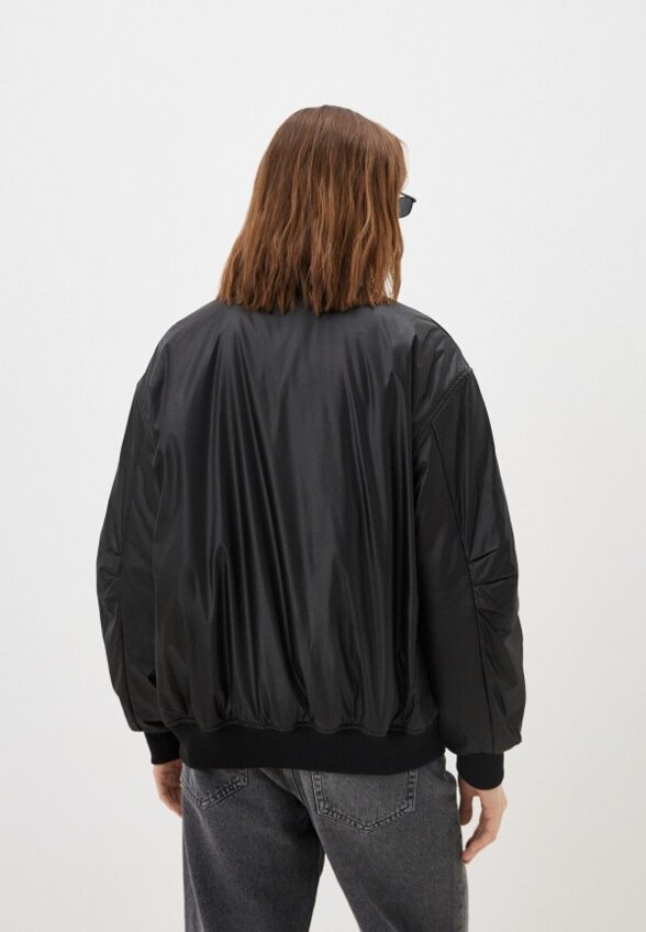 Бомбер Снежная Королева