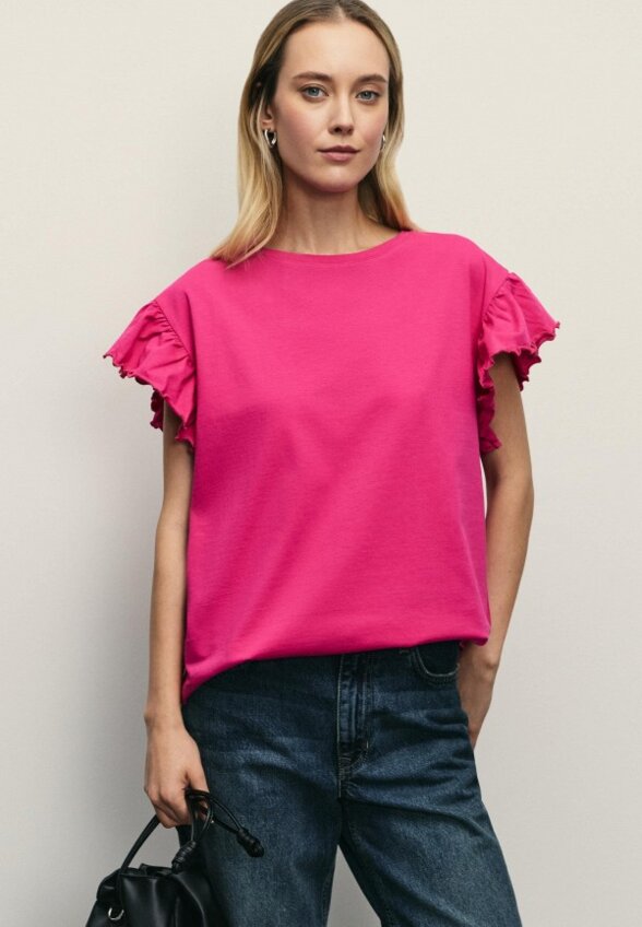 Футболка Zarina