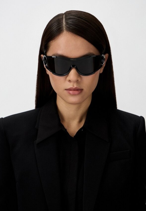 Очки солнцезащитные Versace