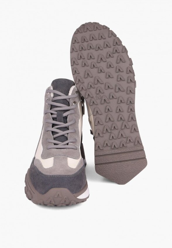 Кроссовки Pulse