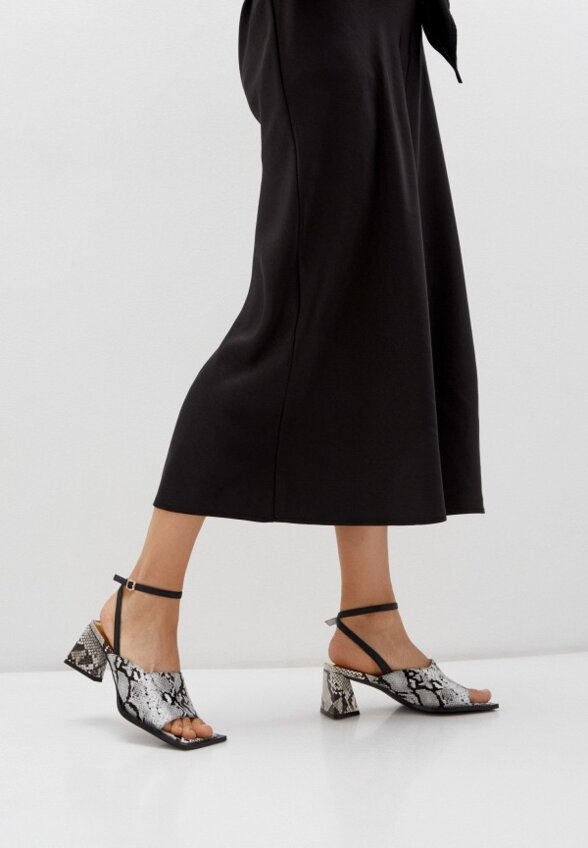 Босоножки Vasconte