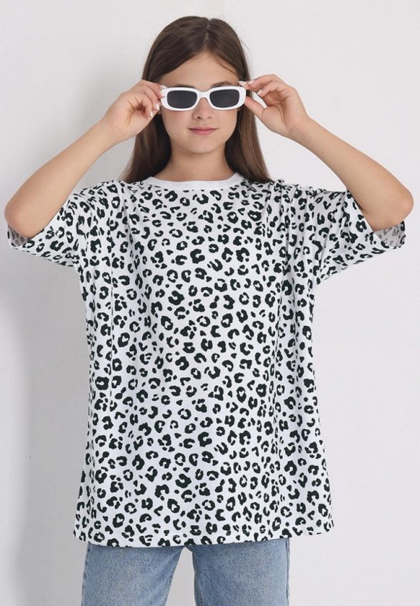 Футболка Апрель