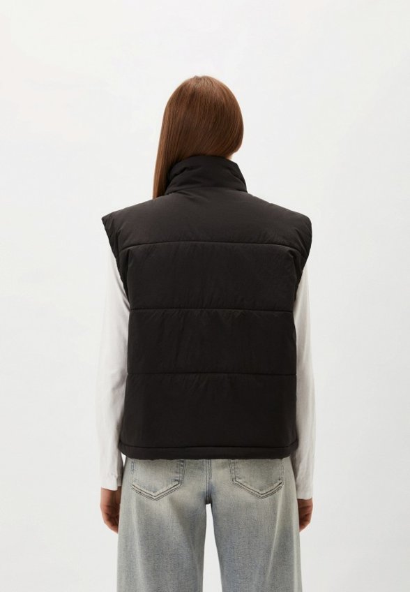 Жилет утепленный Hugo