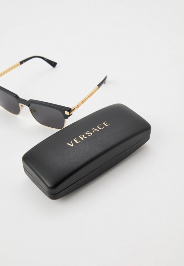 Очки солнцезащитные Versace