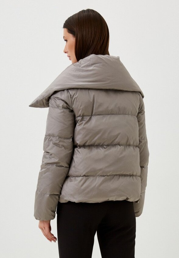 Пуховик Снежная Королева