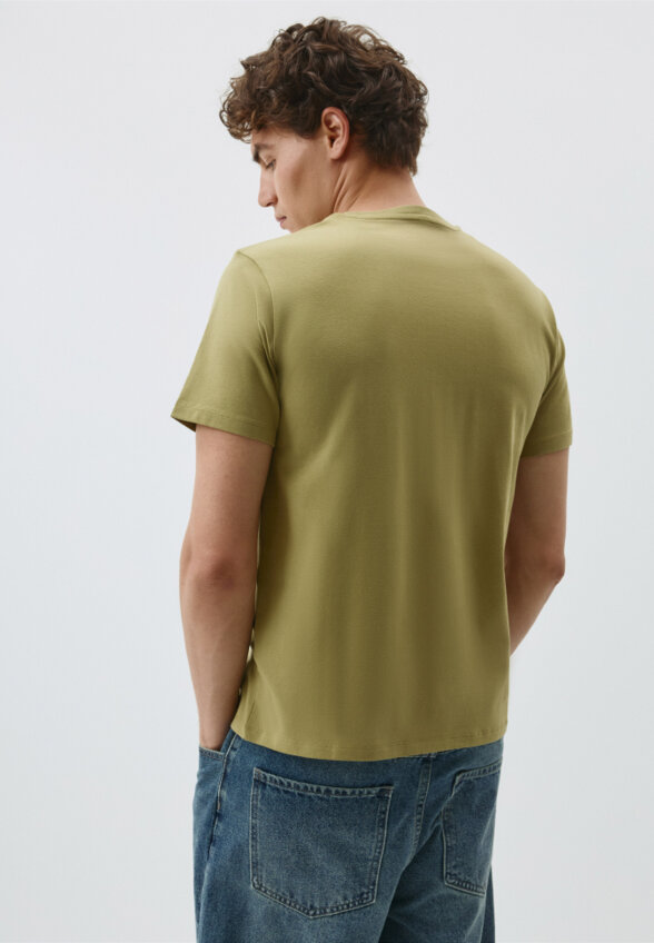 Футболка ADAM SLIM FIT базовая