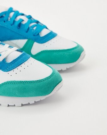 Кроссовки Reebok женщинам