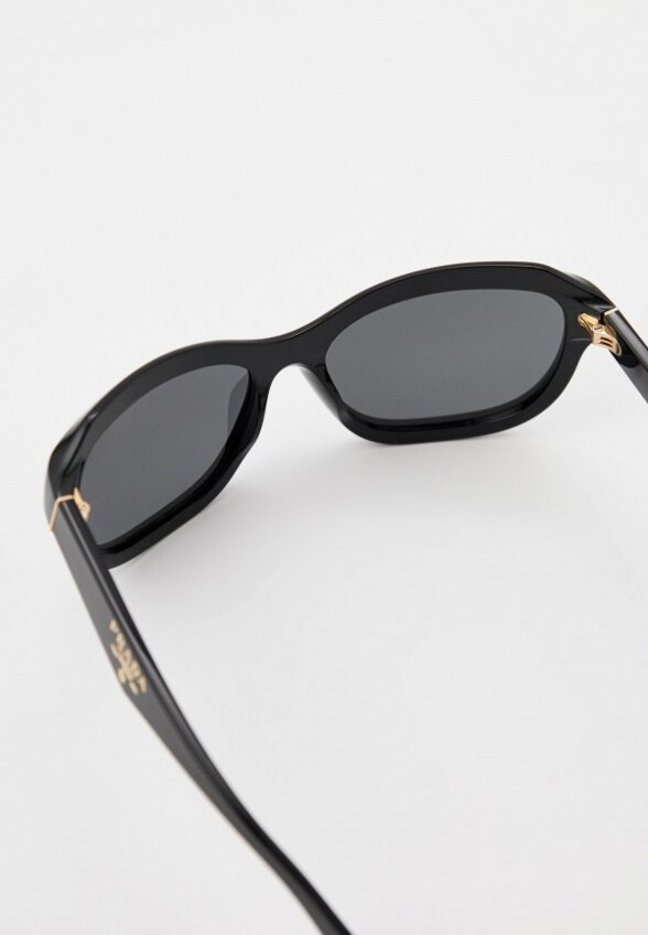 Очки солнцезащитные Prada