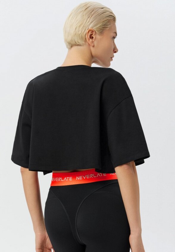 Футболка Neverlate