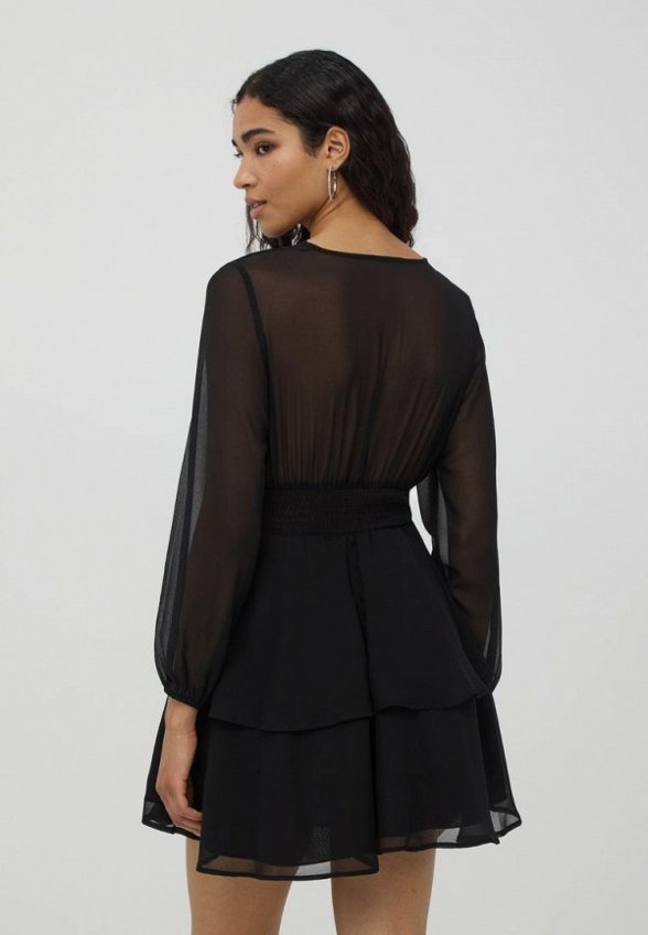 Платье Terranova