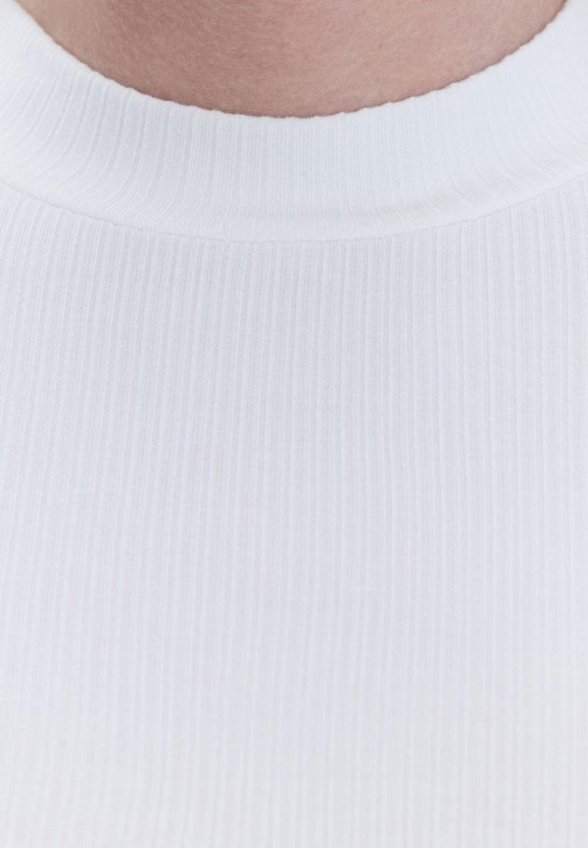 Лонгслив Befree