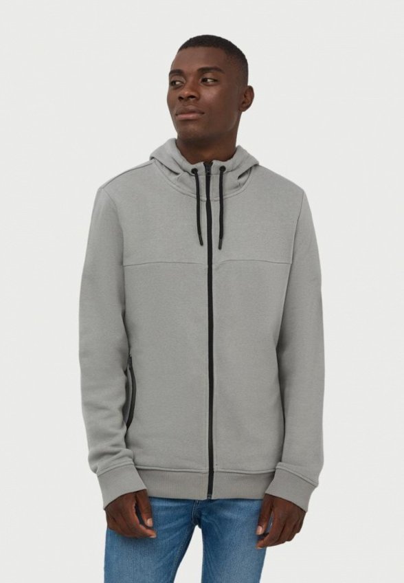 Толстовка Terranova