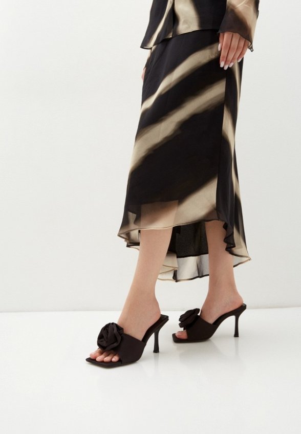 Сабо Public Desire