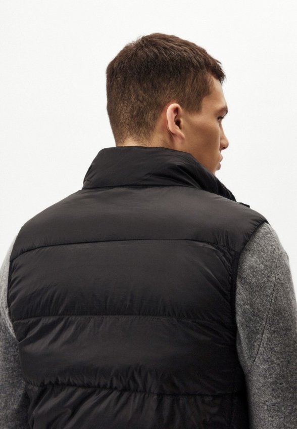 Жилет утепленный Mademan