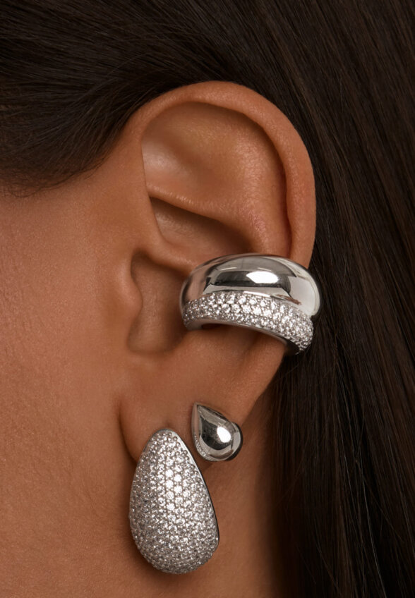 Серебряные серьги-пусеты в виде капли MIE