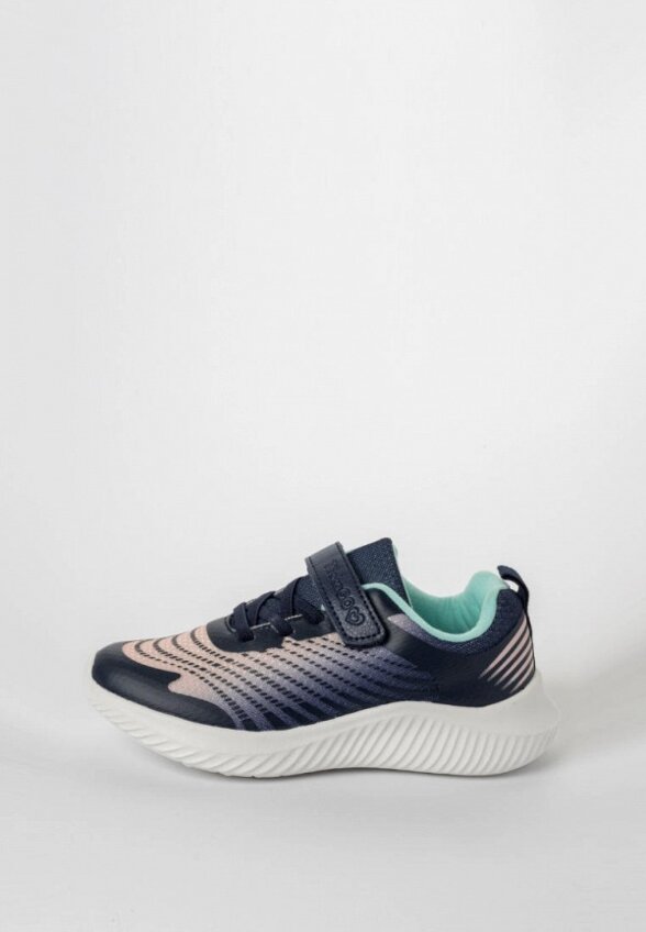 Кроссовки Tikkago