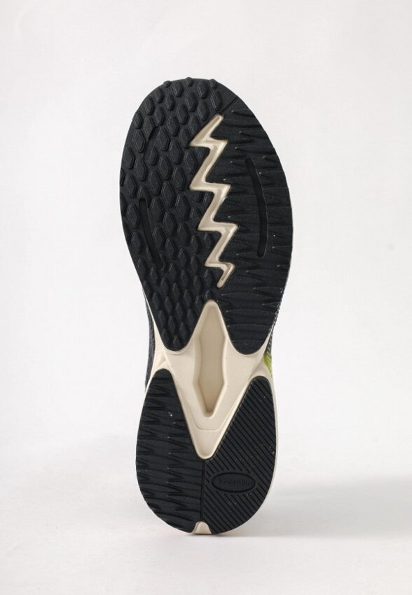 Кроссовки Baasploa