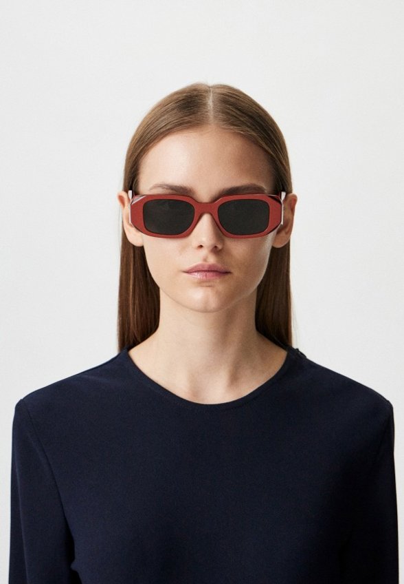 Очки солнцезащитные Prada