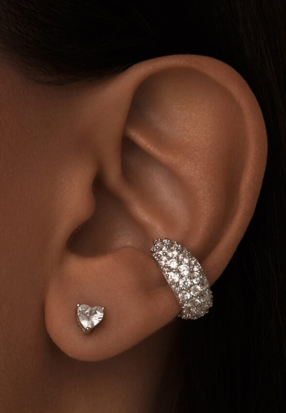 Крупный кафф из серебра с белыми камнями MIE