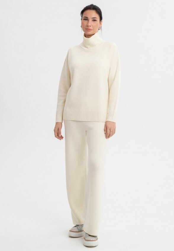 Свитер Ареола