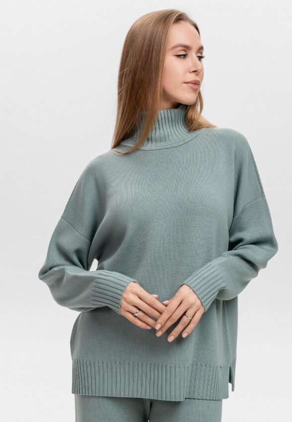 Свитер Ареола