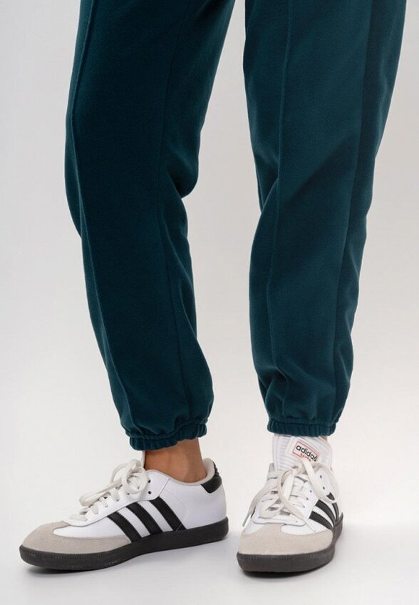 Костюм спортивный Nila