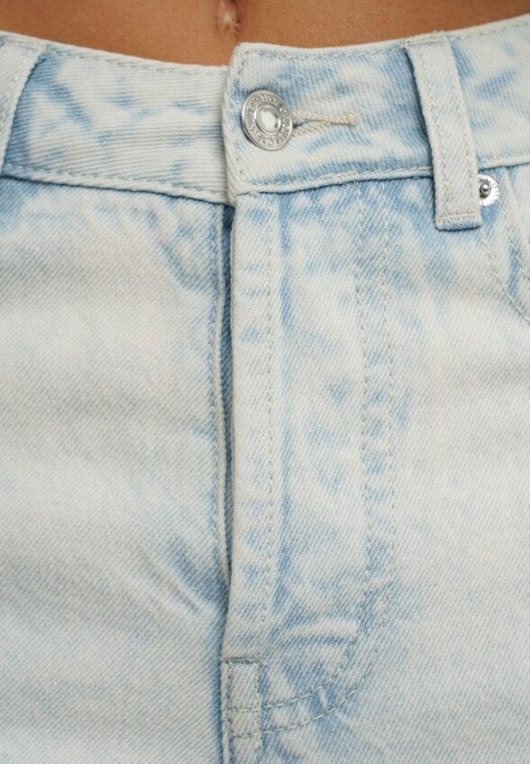 Джинсы Твое