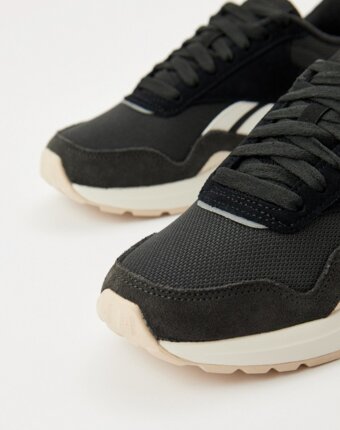 Кроссовки Reebok женщинам