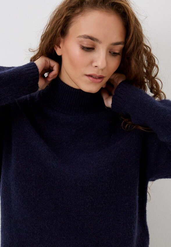 Свитер Auranna