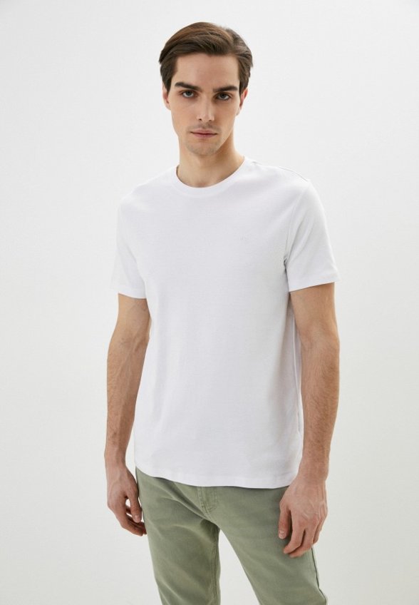 Футболка Colin's