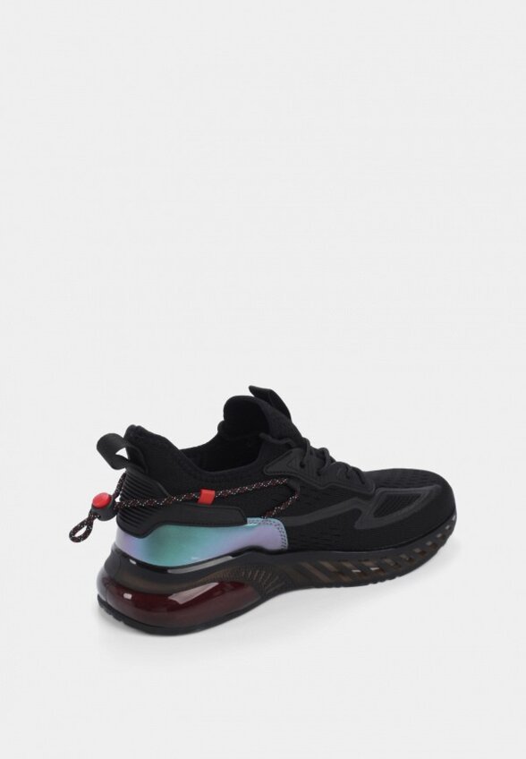 Кроссовки Kari