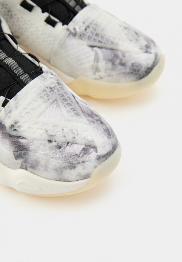 Кроссовки Peak