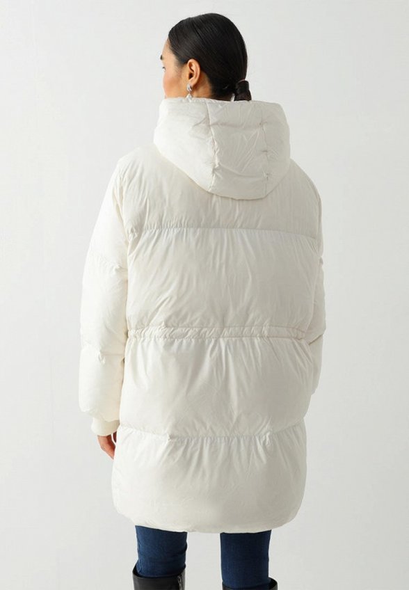 Пуховик Nominee