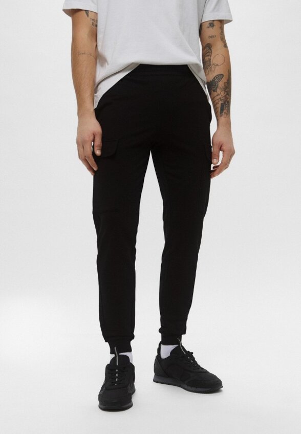 Брюки спортивные EA7